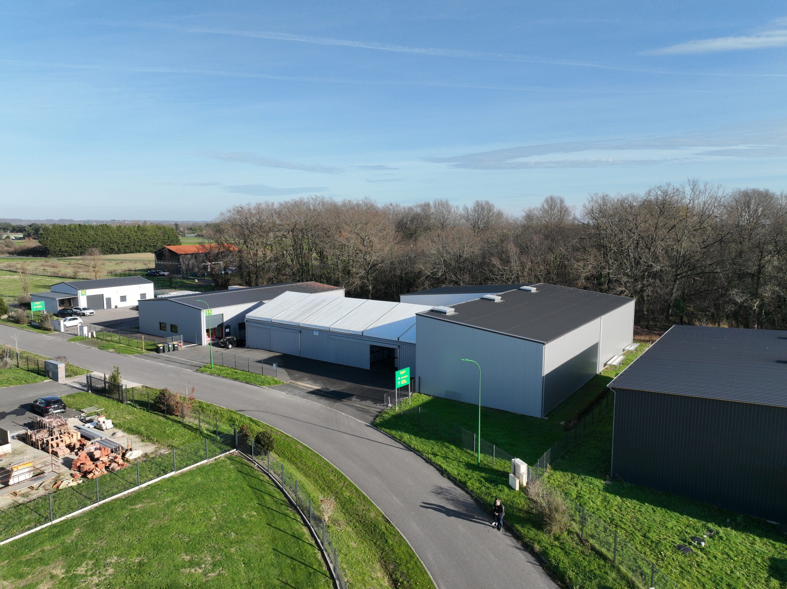 Vue aérienne du site de production Toopi Organics en Gironde